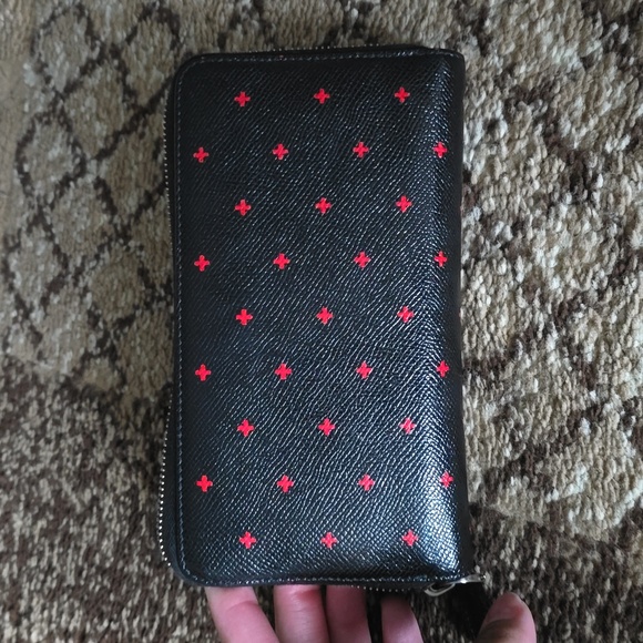 Authentic Givenchy Wallet - Picture 1 of 6
